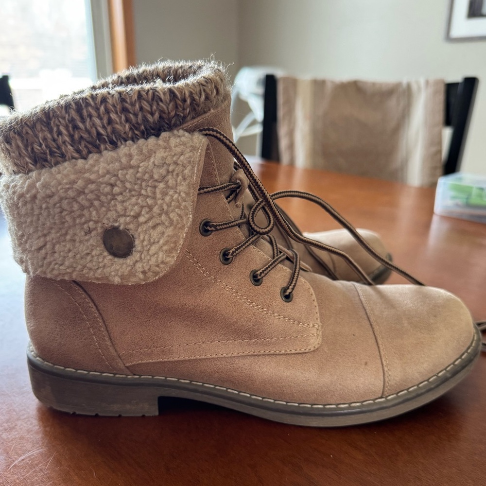 Cliffs by White Mountain Lace Up Boot